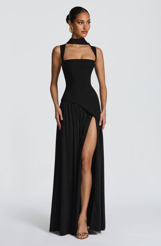 Tullulah Maxi Dress - Black - Napalia